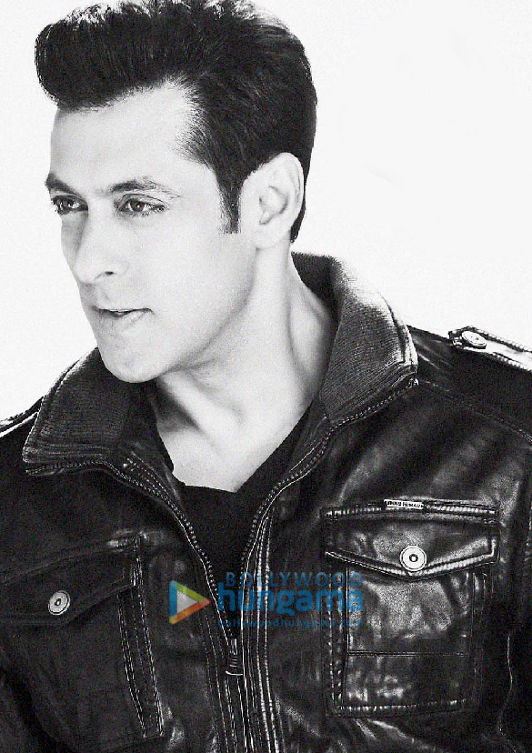 Salman Khan Photos, Images, HD Wallpapers, Salman Khan HD Images, Photos -  Bollywood Hungama