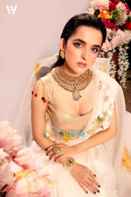 Celebrity Photos of Shirley Setia