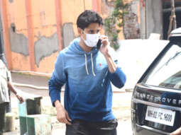 Sidharth Malhotra looks handsome in a blue hoodie