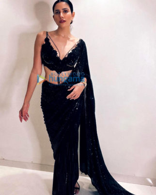 Celebrity Photos of Sonnalli Seygall