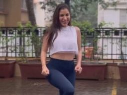 Sophie Choudry dances to ‘Ek Pardesi’ in drizzling rain