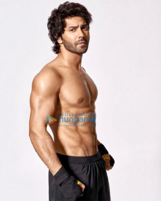 Celeb Photos Of Varun Dhawan