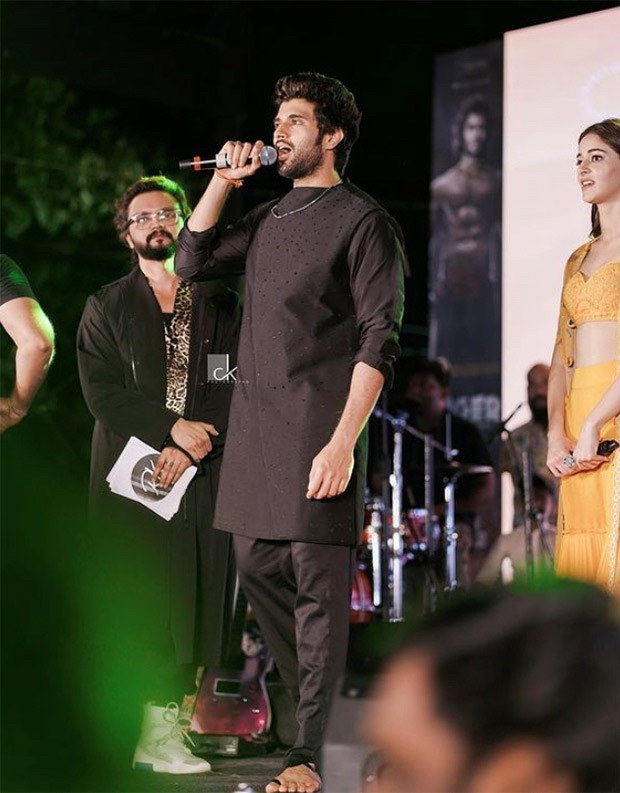 Vijay Deverakonda looks dashing in this black kurta set for Liger promotions in Kochi