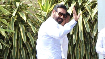Ajay Devgn receives praises for Thank God trailer from paps