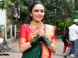 Amruta Khanvilkar looks breathtakingly gorgeous in Navari saree