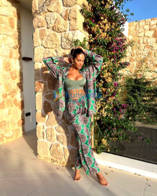 Celeb Photos Of Esha Gupta