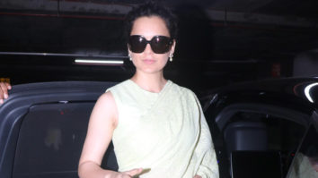 Kangana Ranaut chit-chats with paps at the airport