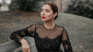 Mahira Khan greets her fans in Canada