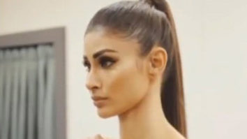Mouni Roy shares BTS of her dance performance
