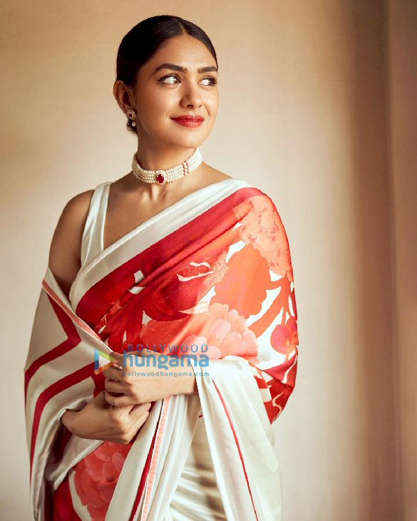 mrunal thakur 1 84
