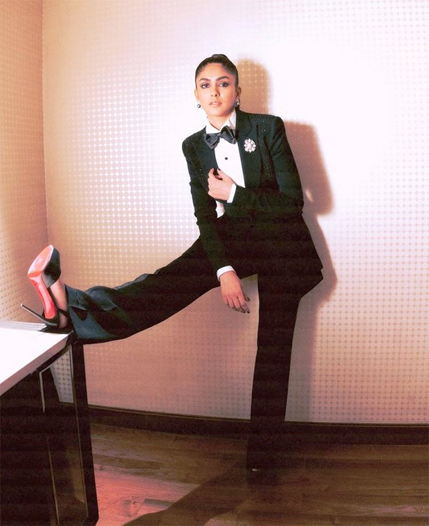 Mrunal Thakur shells out major boss lady vibes in a black Tuxedo as she attends Filmfare awards 2022
