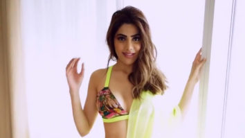 Nikki Tamboli looks super sexy in neon saree