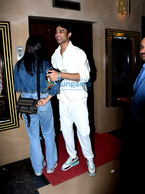 photos babil khan snapped in andheri 2