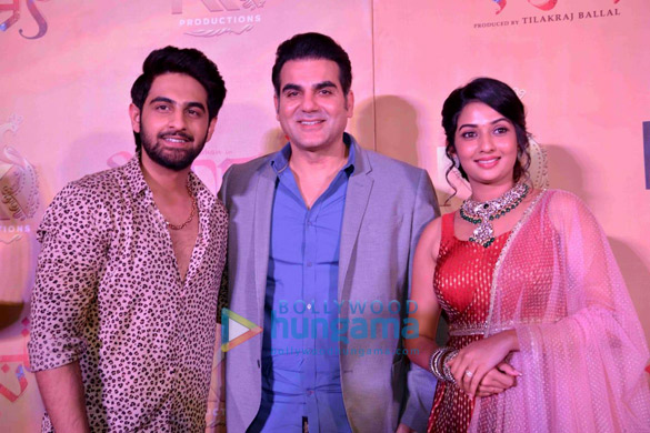 photos cast of banaras attend the trailer launch of their film in bengaluru 3