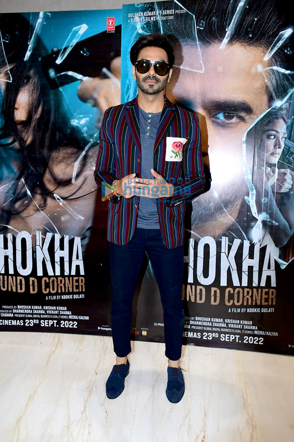 photos darshan kumaar aparshakti khurana and khushali kumar snapped promoting their film dhokha round d corner 3
