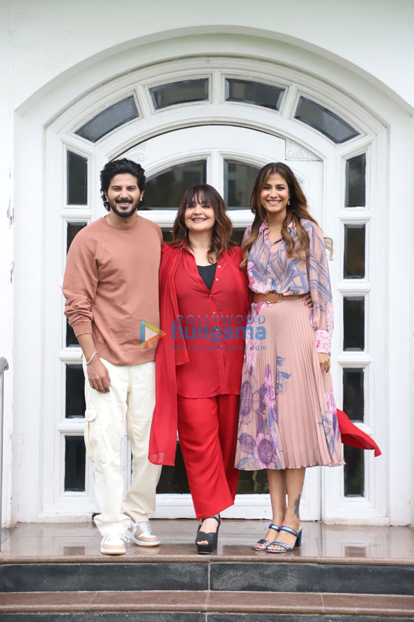 photos dulquer salmaan pooja bhatt and shreya dhanwathary promote chup at taj lands end in bandra 2