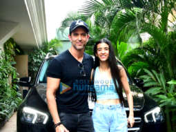 Photos: Hrithik Roshan and Saba Azad snapped in Juhu