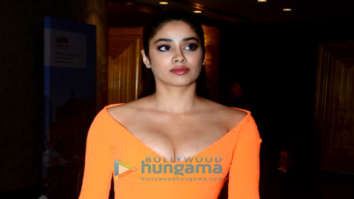 Photos: Janhvi Kapoor snapped at the festival collection launch of Aldo Shoes & Accessories at St. Regis, Mumbai