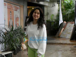 Photos: Janhvi Kapoor snapped outside the gym