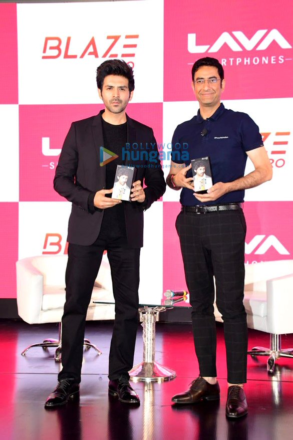 Photos: Kartik Aaryan snapped at the launch of LAVA Smartphone at JW Marriott in Juhu