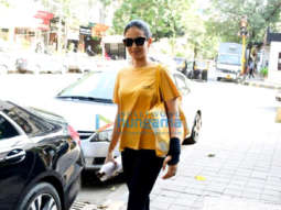 Photos: Mira Kapoor snapped outside a salon in Bandra