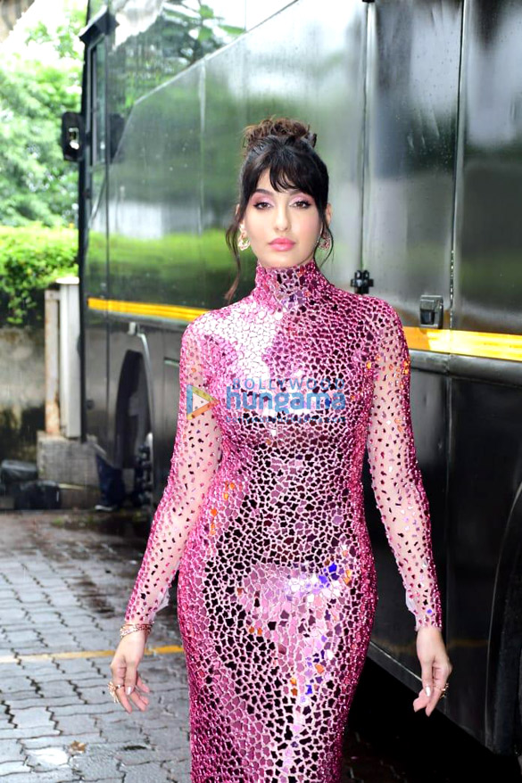 Photos: Nora Fatehi, Madhuri Dixit, Karan Johar, Nia Sharma and Maniesh Paul snapped on the sets of Jhalak Dikhhla Jaa Season 10 Photos: Nora Fatehi, Madhuri Dixit, Karan Johar, Nia Sharma and Maniesh Paul snapped on the sets of Jhalak Dikhhla Jaa Season 10