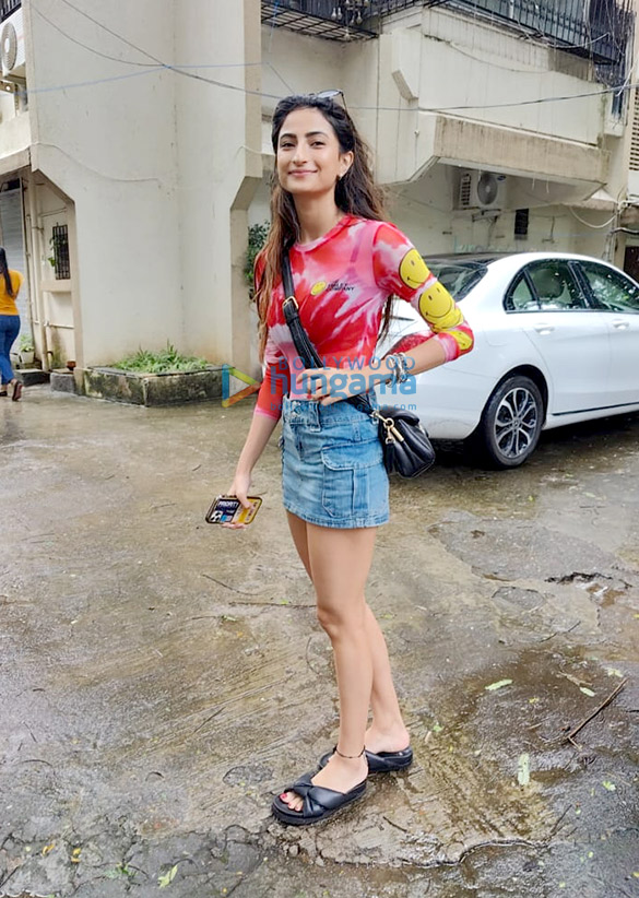 Photos: Palak Tiwari snapped at Kromakay salon in Juhu