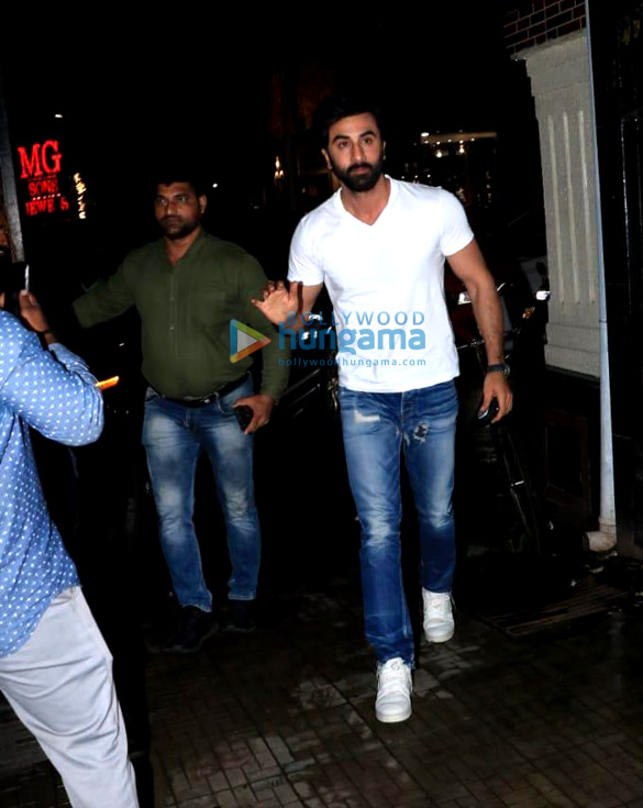 photos ranbir kapoor alia bhatt nagarjuna and ayan mukerji snapped at karan johars office in khar 9087 4