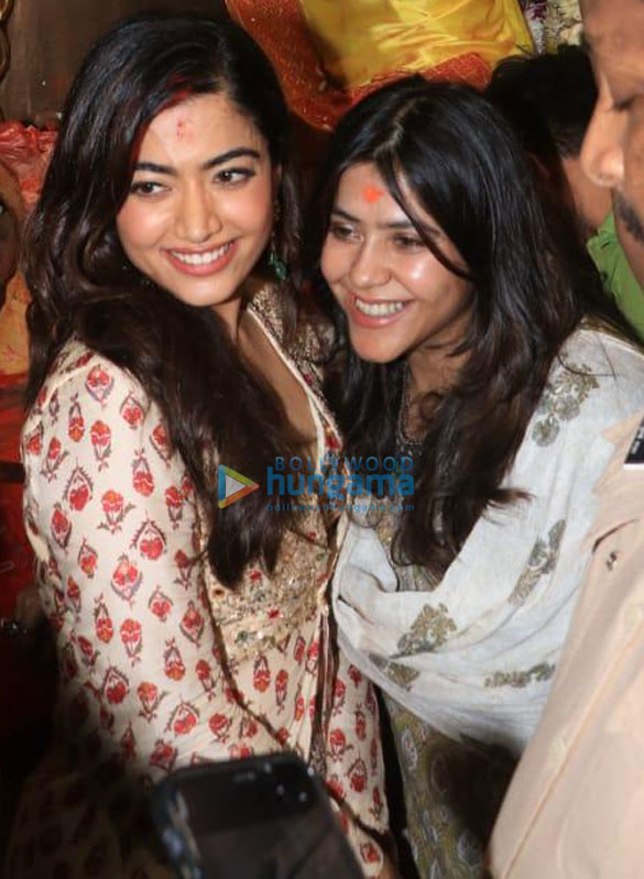 Photos: Rashmika Mandanna and Ekta Kapoor visit Lalbaugcha Raja Photos: Rashmika Mandanna and Ekta Kapoor visit Lalbaugcha Raja