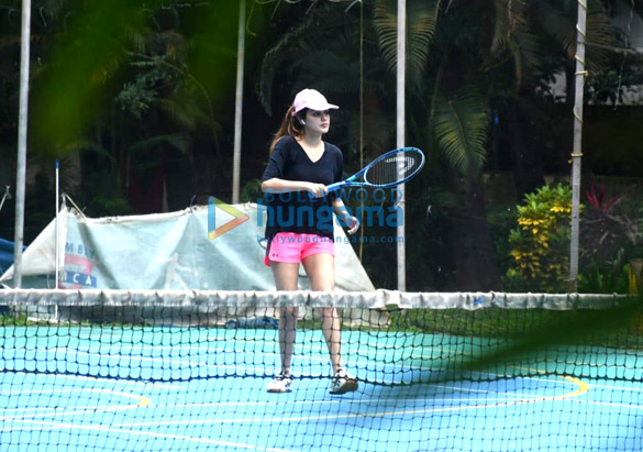 photos rhea chakraborty and shibani dandekar snapped playing tennis 5