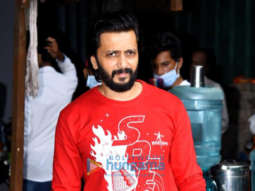 Photos: Riteish Deshmukh snapped in Juhu