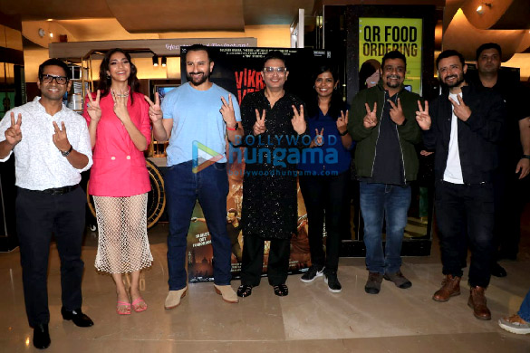 photos saif ali khan bhushan kumar and others snapped at vikram vedha trailer launch 7