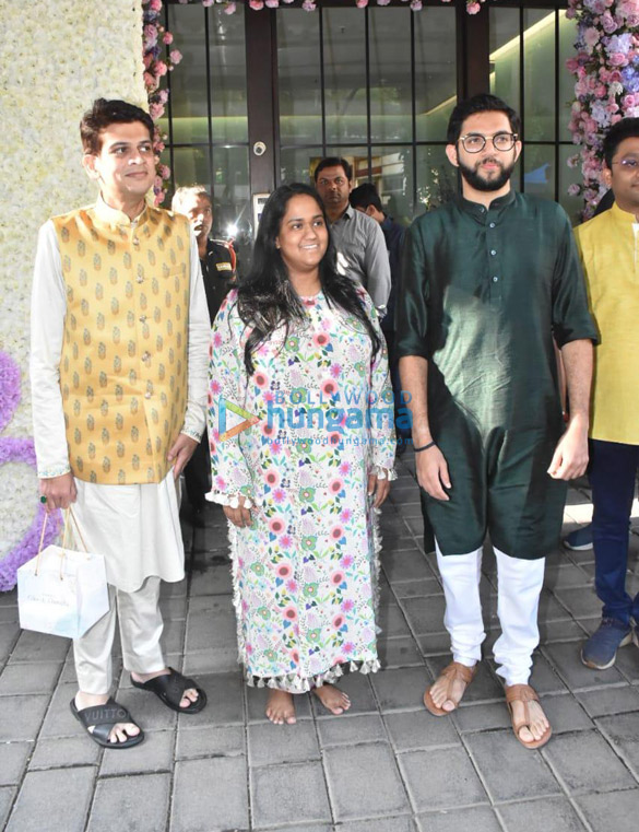 photos salman khan and others snapped at aayush sharma arpita khans residence for ganesh chaturthi celebrations 778