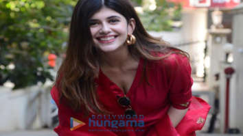 Photos: Sanjana Sanghi celebrates her birthday in Mumbai