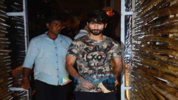 Photos: Shahid Kapoor and Mira Kapoor snapped at Bastian in Worli