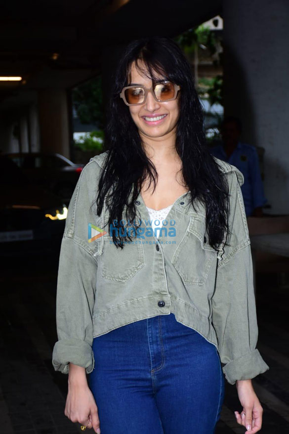 photos shraddha kapoor spotted at lotus business park in andheri 3