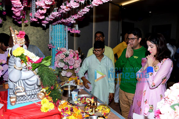 photos sidharth malhotra bhushan kumar divya khosla kumar and others snapped at t series office for ganpati visarjan 1