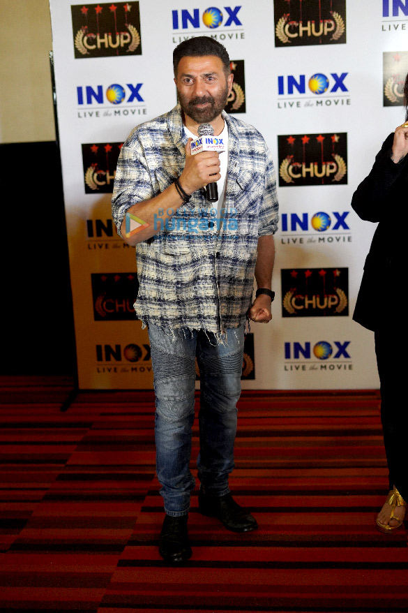 photos sunny deol and pooja bhatt snapped for the promotions of chup at inox inorbit mall 3