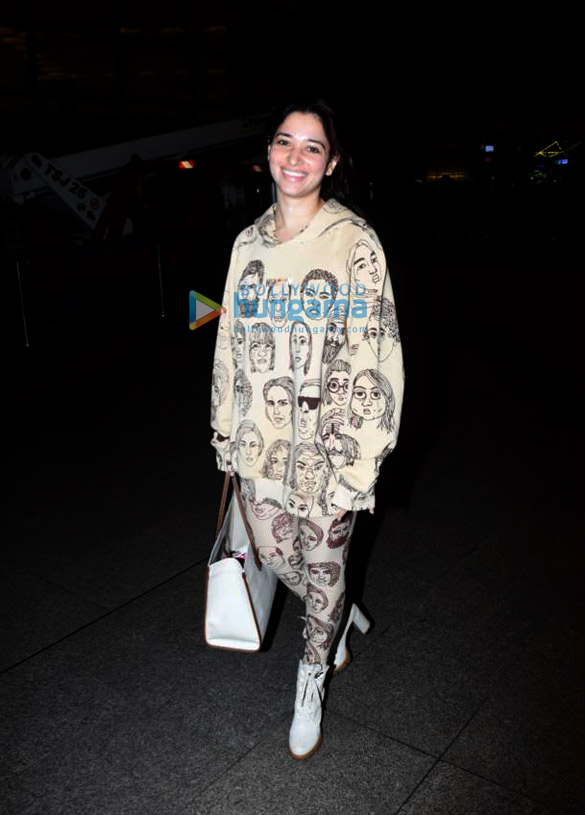 photos tamannaah bhatia and nikki tamboli snapped at the airport 1