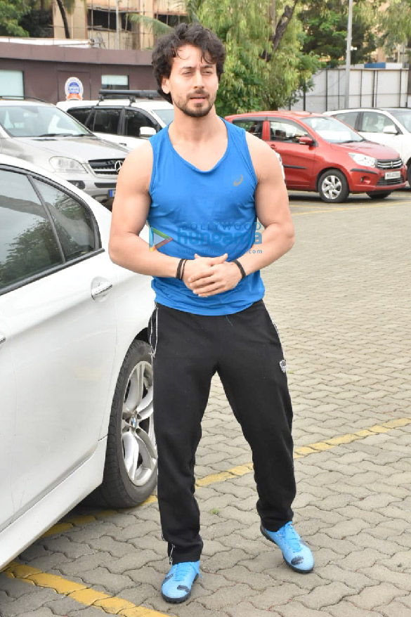 photos tiger shroff aparshakti khurana ahan shetty and others snapped at an all star football match 1