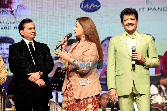photos udit narayan alka yagnik shaan and other bollywood singers grace the concert eternal hits once more by lalit pandit 6