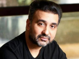 Raj Kundra spotted in his usual black mask