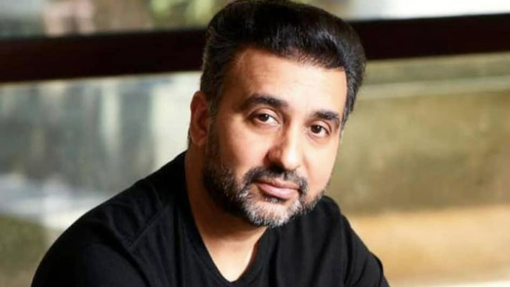 Raj Kundra spotted in his usual black mask