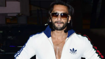 Ranveer Singh makes his swoon looking dapper in white tuxedo for SIIMA  awards 2022 2022 : Bollywood News - Bollywood Hungama