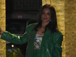 Seema Khan poses with Punit Malhotra in stylish green outfit