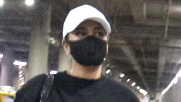 Sonakshi Sinha rocks the all-black airport look with white cap