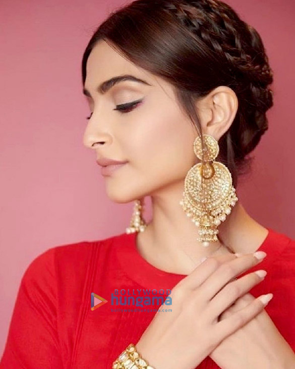 sonam kapoor ahuja 2 24