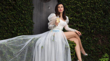 Celebrity Photos of Sonnalli Seygall