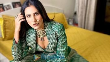 Celeb Photos Of Sonnalli Seygall