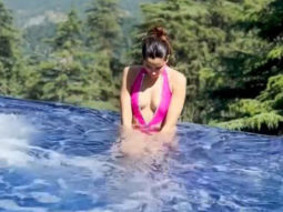 Sonnalli Seygall enjoys nature’s beauty to the fullest!